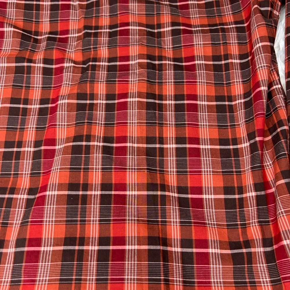 Banana Republic Red and Black Casual Button Down Shirt